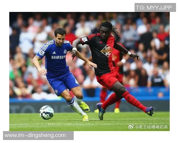 西甲最新动态皇马暂时领先巴萨今晚迎战塞维亚挑战