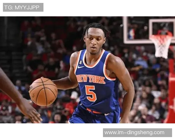 马绍尔表现出色15投9中砍下22分6篮板4助攻3抢断正负值高达16